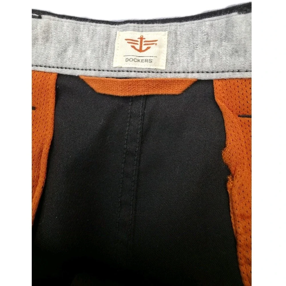 Dockers Alpha Khaki Chino Pants Men's 30x30 Charcoal Gray Smart 360 Flex Stretch
